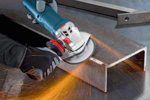 Bosch Professional GWS 15-125 CIEP Avuç Taşlama Makinesi