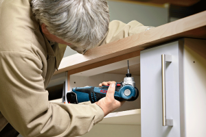 Bosch Professional GWI 12V-5 2 Ah Çift Akülü Delme/Vidalama - L-boxx Çantalı