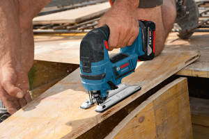 Bosch Professional GST 18 V-LI B 4 Ah Çift Akülü Dekupaj Testere - L-boxx Çantalı