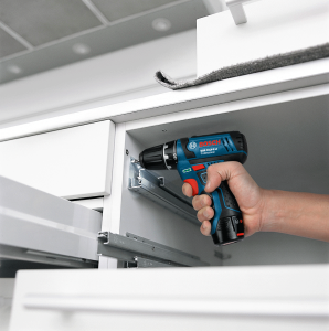 Bosch Professional GSB 12V-15 2 Ah Çift Akülü Darbeli Delme/Vidalama - L-boxx Çantalı